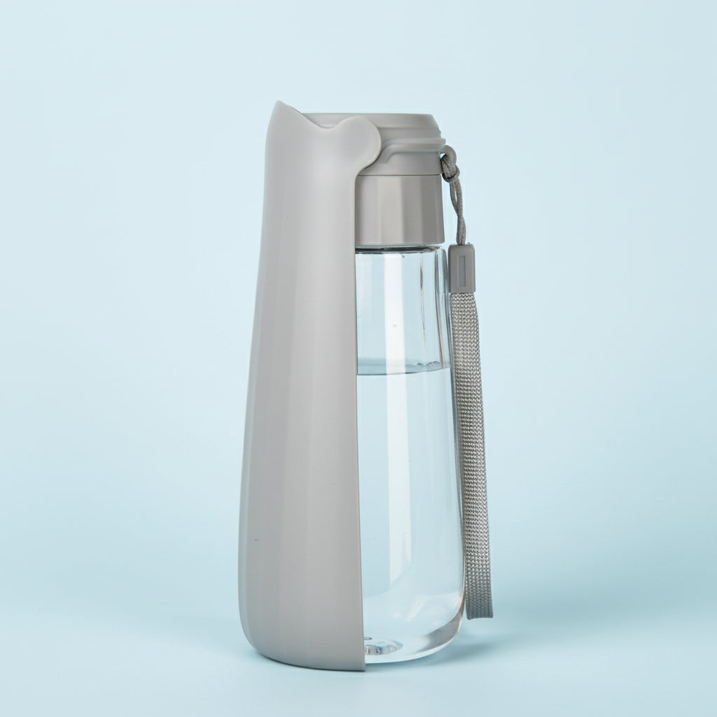 Portable Hundetrinkflasche 550 ml – Faltbar, Auslaufsicher & Ideal für Outdoor-Aktivitäten