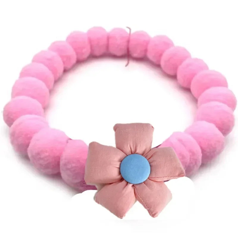 Haustier-Halstuch mit Pompons - Niedliches Halsband für Hunde & Katzen